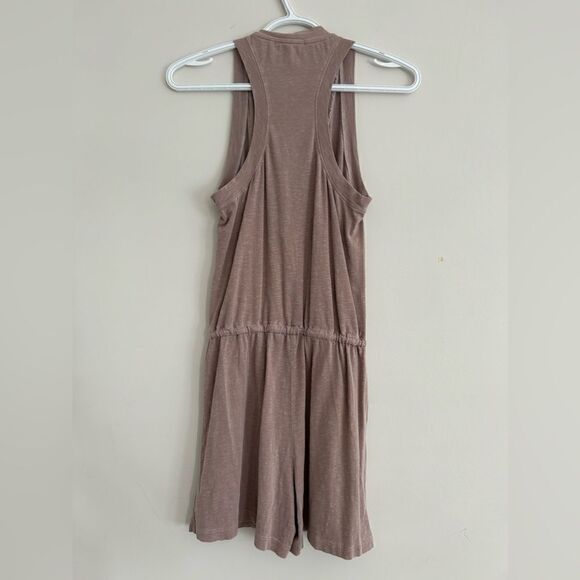 Sundry by Anthropologie Tan Sleeveless Romper - Picture 8 of 11
